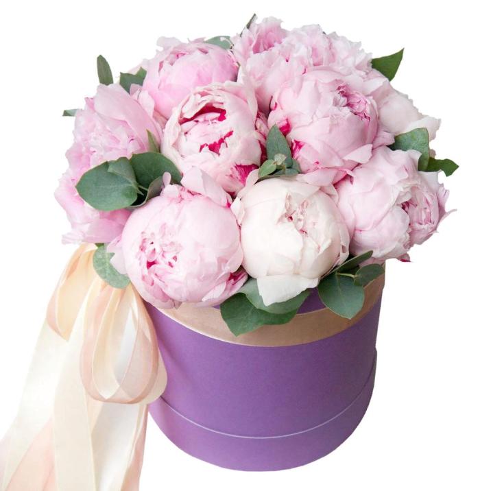 Очаровательная коробочка с нежно-розовыми пионами!